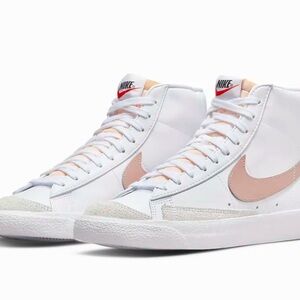 Nike Blazer Mid ‘77 White/Peach/Summit White • Women’s Size 8.5 • worn w/ care!